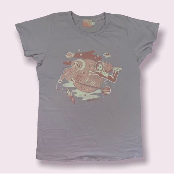 Almost 30 Not Alone Tee Women’s Size Large Purple T-Shirt Dazey LA Collab NEW - Picture 2 of 7